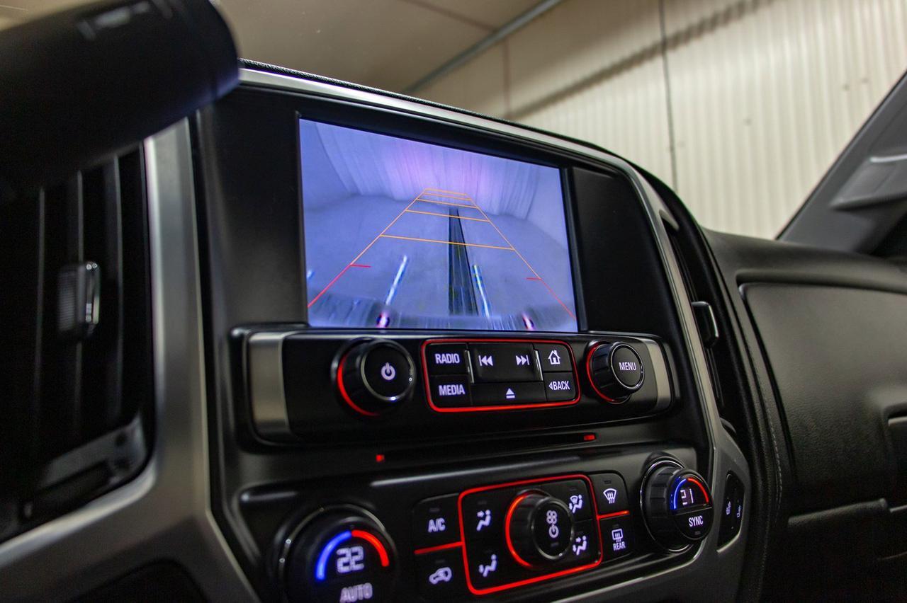 2015 GMC Sierra 1500 4x4 Crew Cab SLE Z71 BCam Red Deer AB