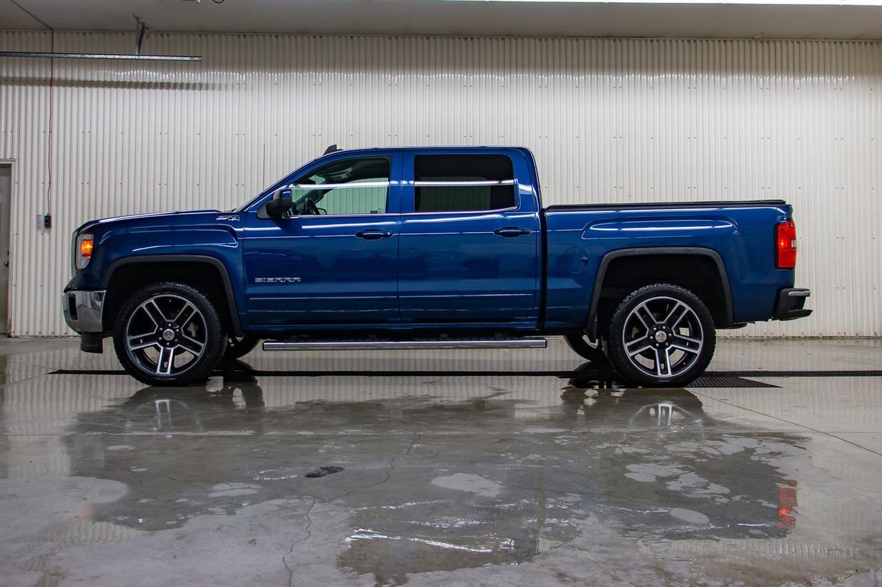 2015 GMC Sierra 1500 4x4 Crew Cab SLE Z71 BCam Red Deer AB