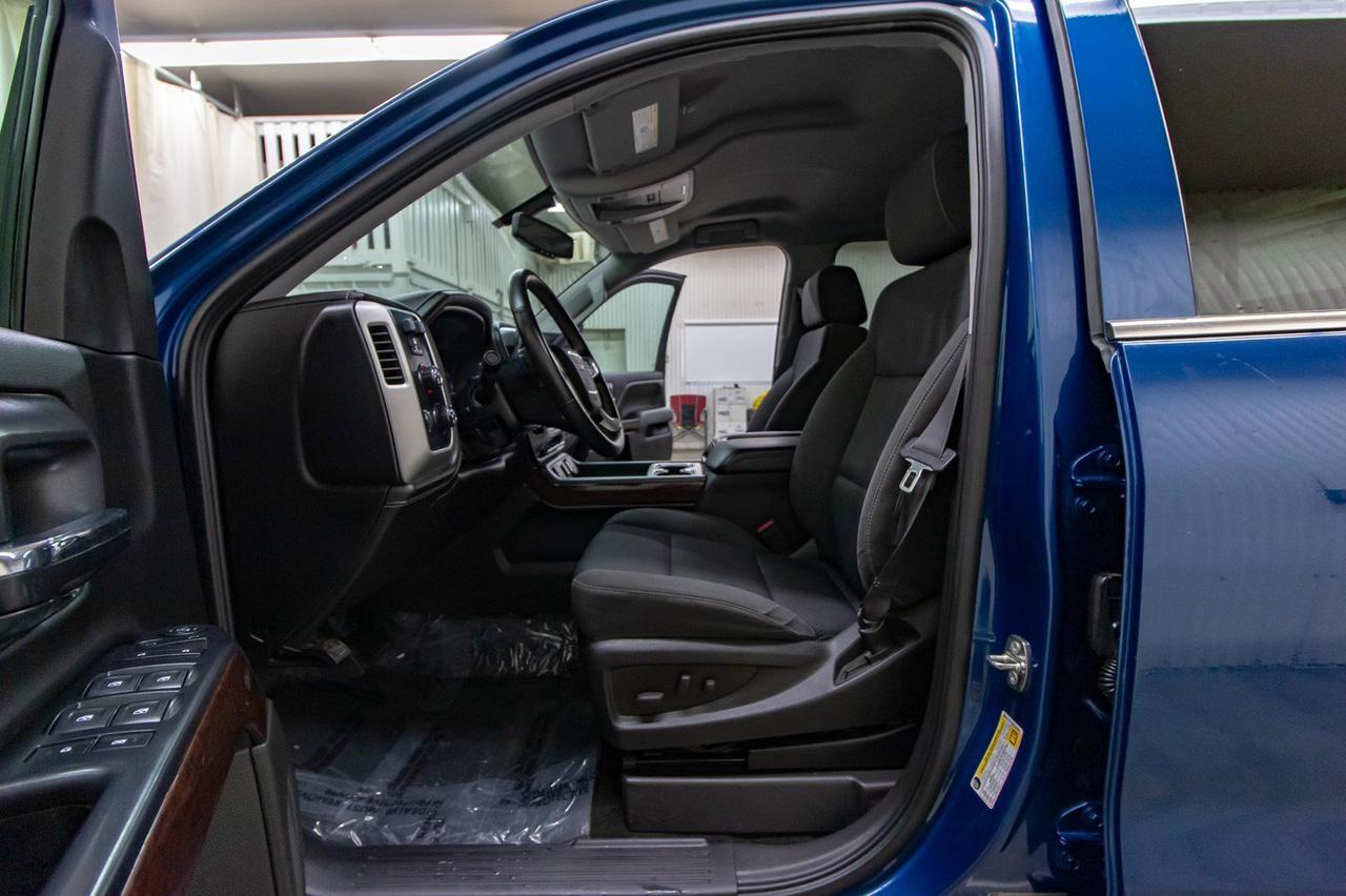 2015 GMC Sierra 1500 4x4 Crew Cab SLE Z71 BCam Red Deer AB