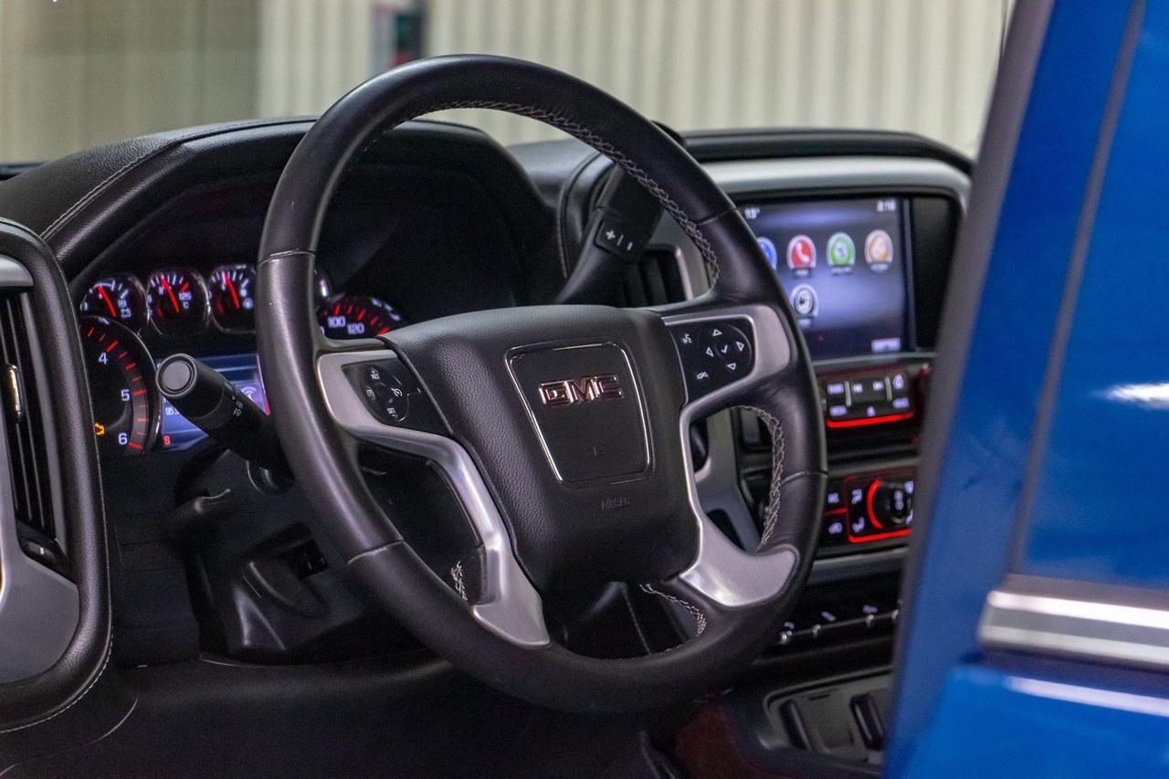2015 GMC Sierra 1500 4x4 Crew Cab SLE Z71 BCam Red Deer AB