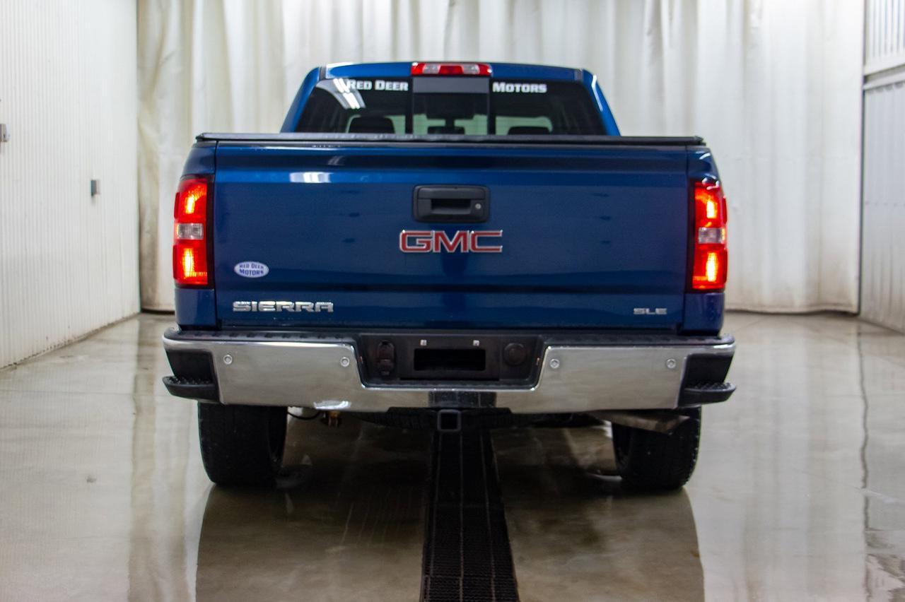 2015 GMC Sierra 1500 4x4 Crew Cab SLE Z71 BCam Red Deer AB