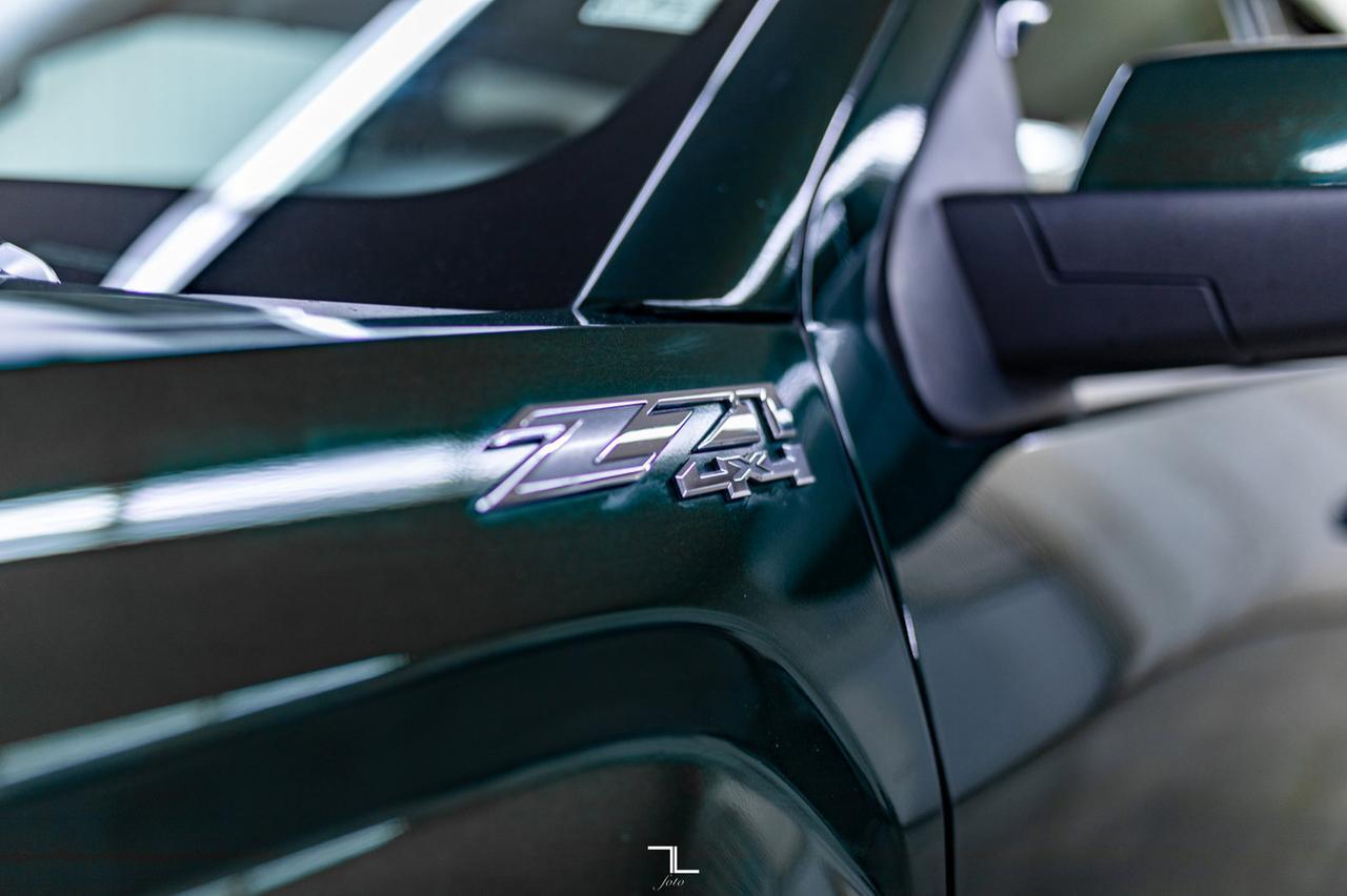 2015 GMC Sierra 1500 4x4 Crew Cab SLE Z71 Longbox BCam Red Deer AB