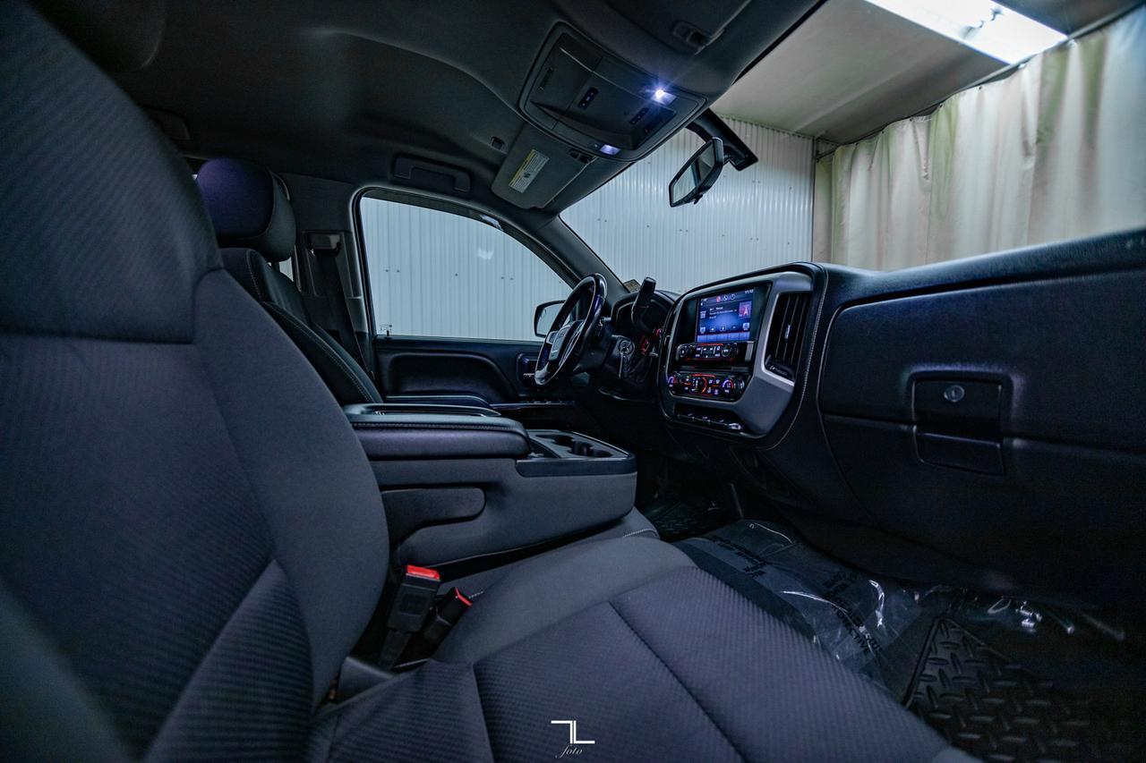 2015 GMC Sierra 1500 4x4 Crew Cab SLE Z71 Longbox BCam Red Deer AB
