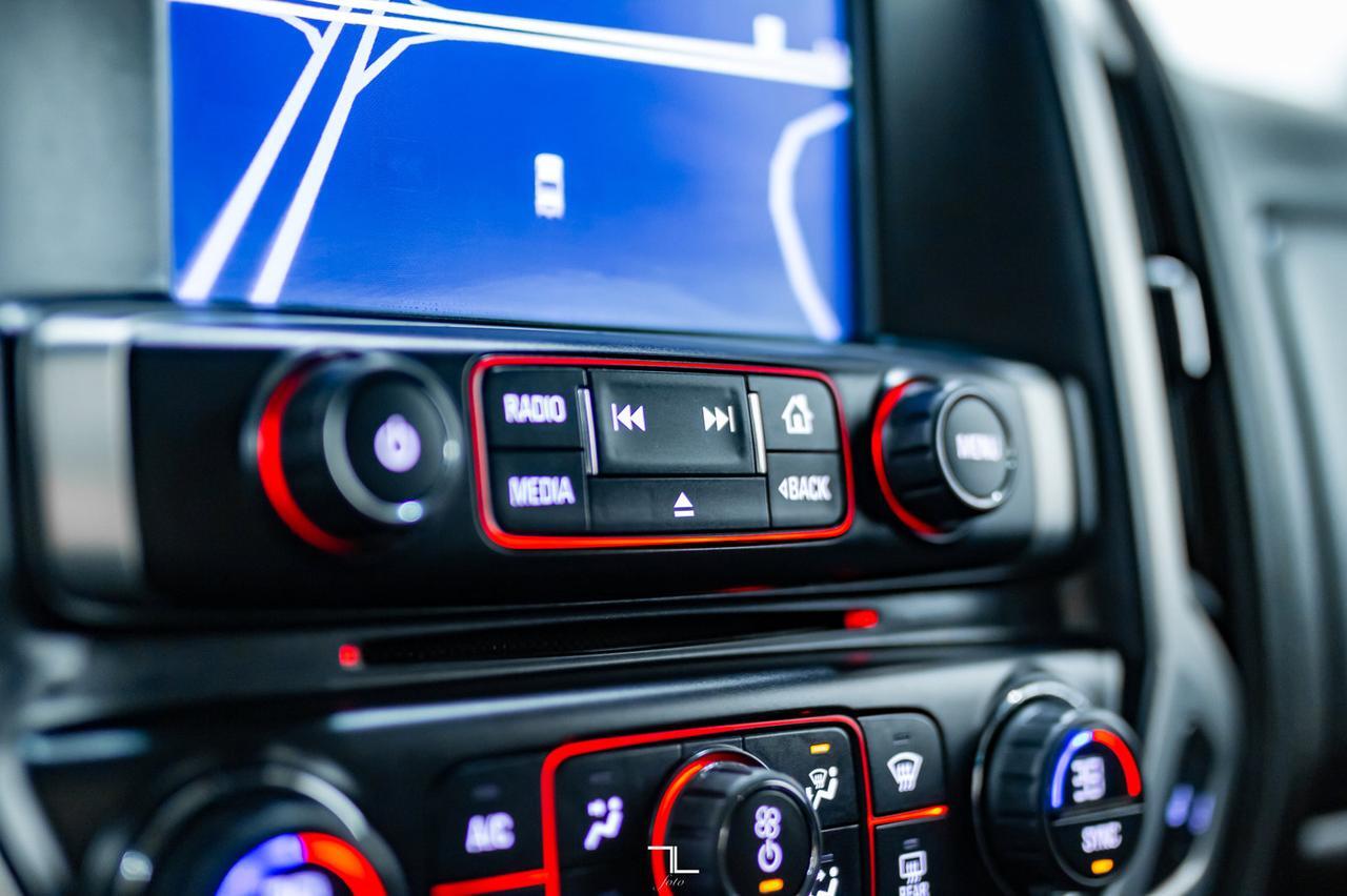 2015 GMC Sierra 1500 4x4 Crew Cab SLE Z71 Nav BCam Red Deer AB