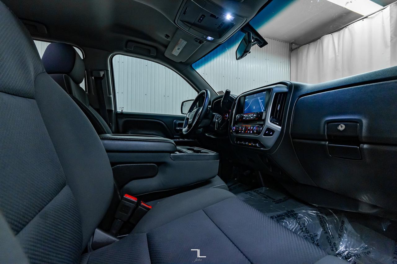 2015 GMC Sierra 1500 4x4 Crew Cab SLE Z71 Nav BCam Red Deer AB