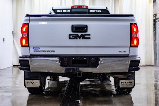 2015 GMC Sierra 1500 4x4 Crew Cab SLE Z71 Nav BCam Red Deer AB