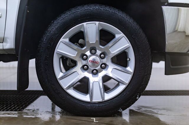 2015 GMC Sierra 1500 4x4 Crew Cab SLE Z71 Nav BCam Red Deer AB