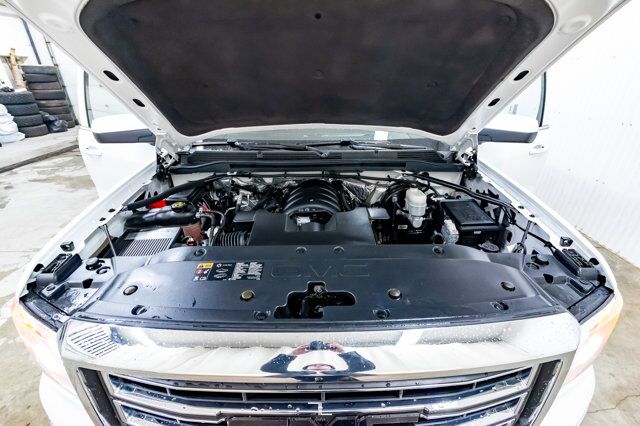 2015 GMC Sierra 1500 4x4 Crew Cab SLE Z71 Nav BCam Red Deer AB