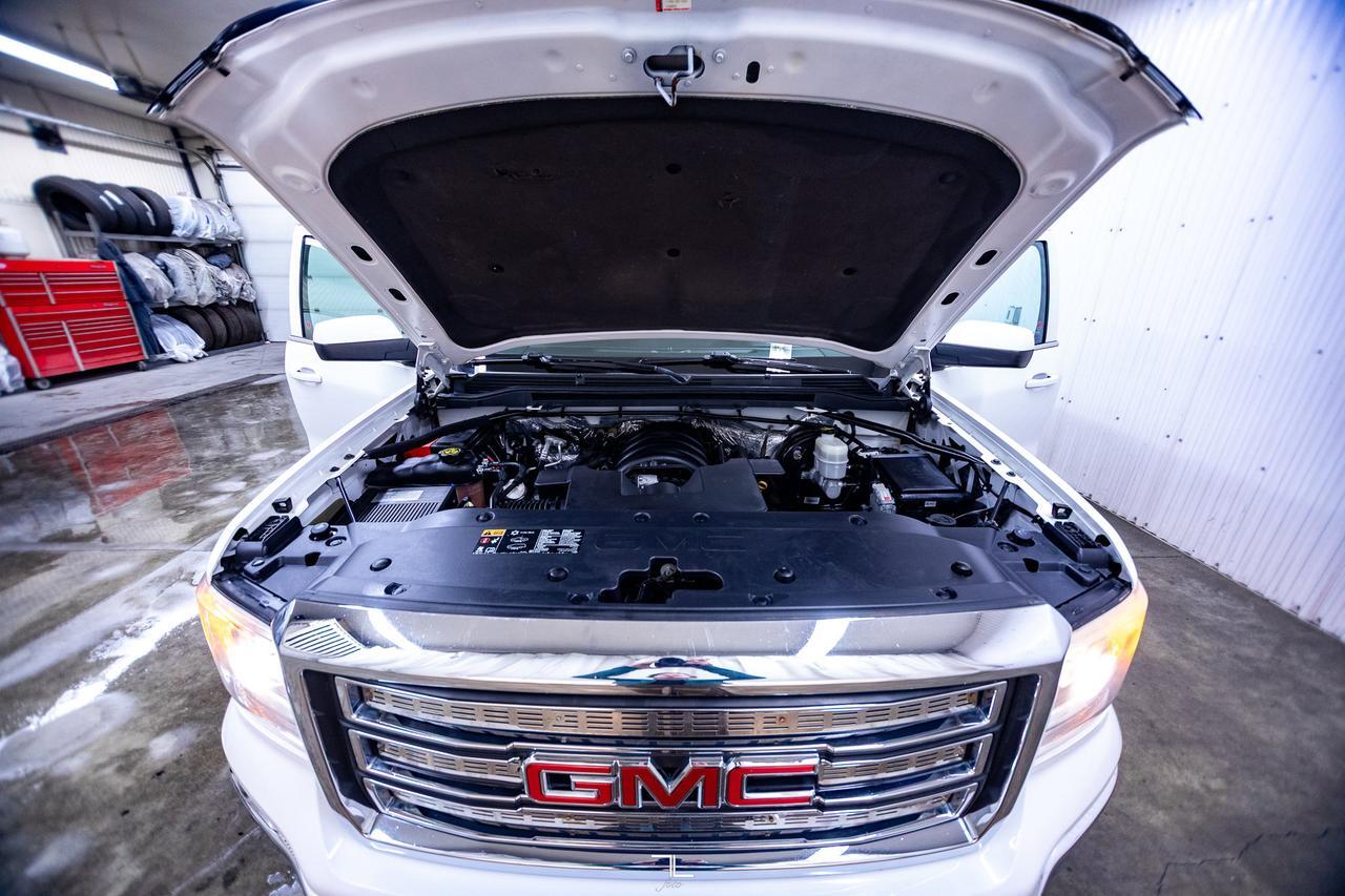 2015 GMC Sierra 1500 4x4 Crew Cab SLE Z71 PSeat BCam Red Deer AB