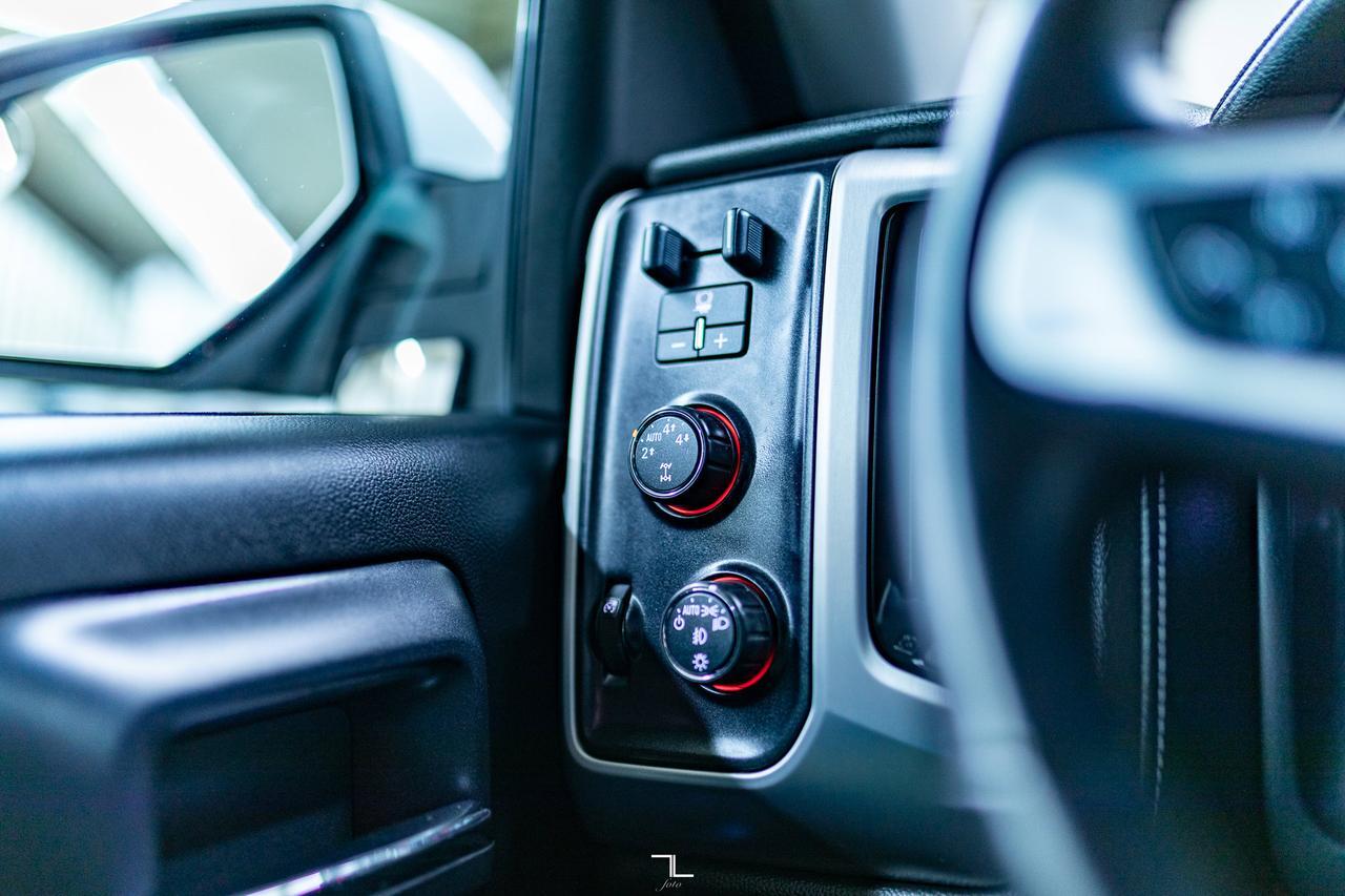 2015 GMC Sierra 1500 4x4 Crew Cab SLE Z71 PSeat BCam Red Deer AB