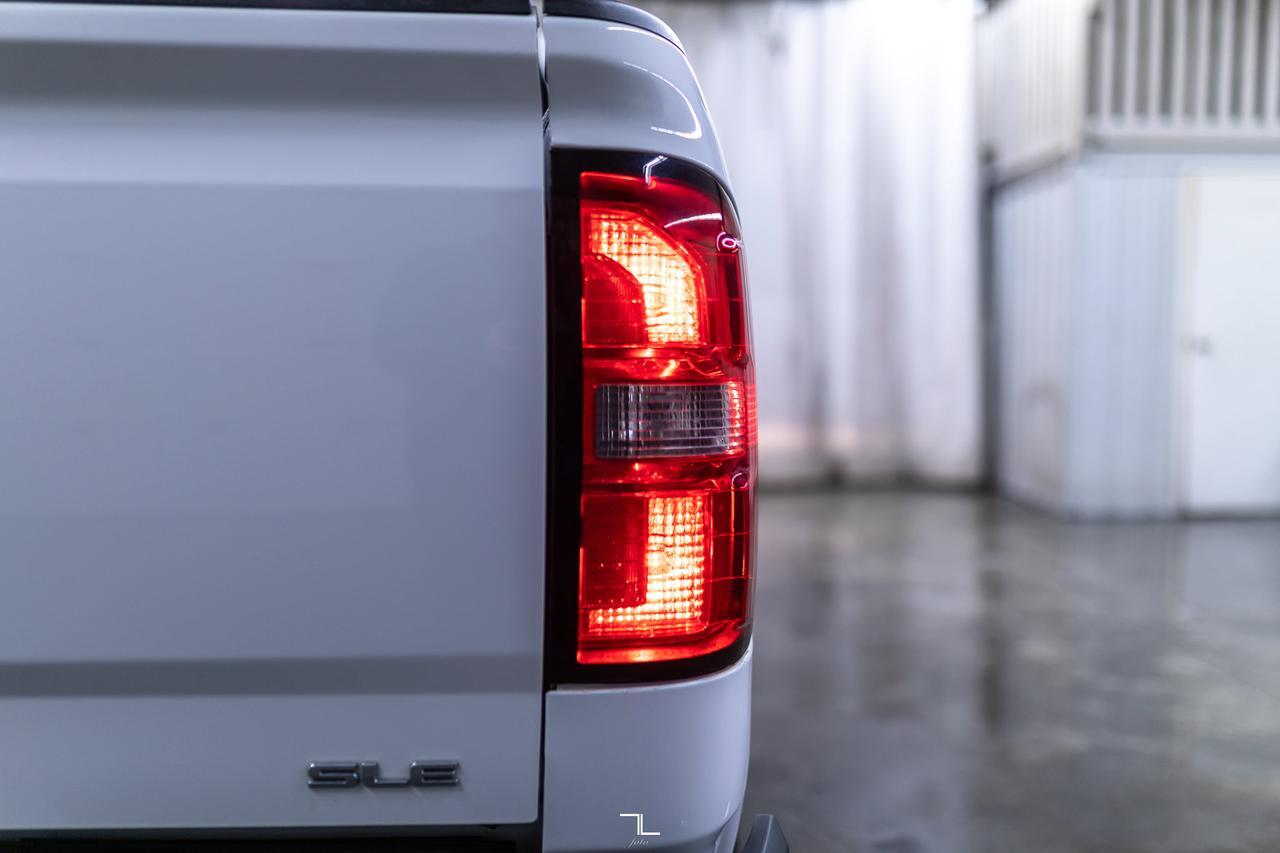 2015 GMC Sierra 1500 4x4 Crew Cab SLE Z71 PSeat BCam Red Deer AB