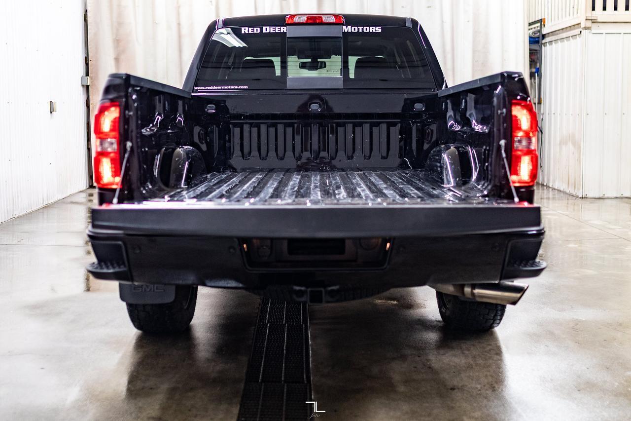 2015 GMC Sierra 1500 4x4 Crew Cab SLT All Terrain Leather Roof BCam Red Deer AB