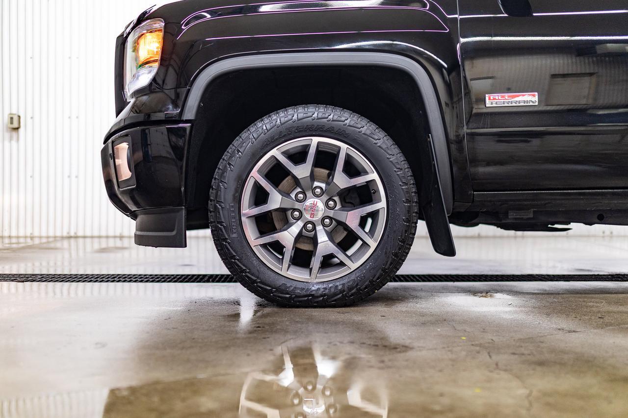 2015 GMC Sierra 1500 4x4 Crew Cab SLT All Terrain Leather Roof BCam Red Deer AB