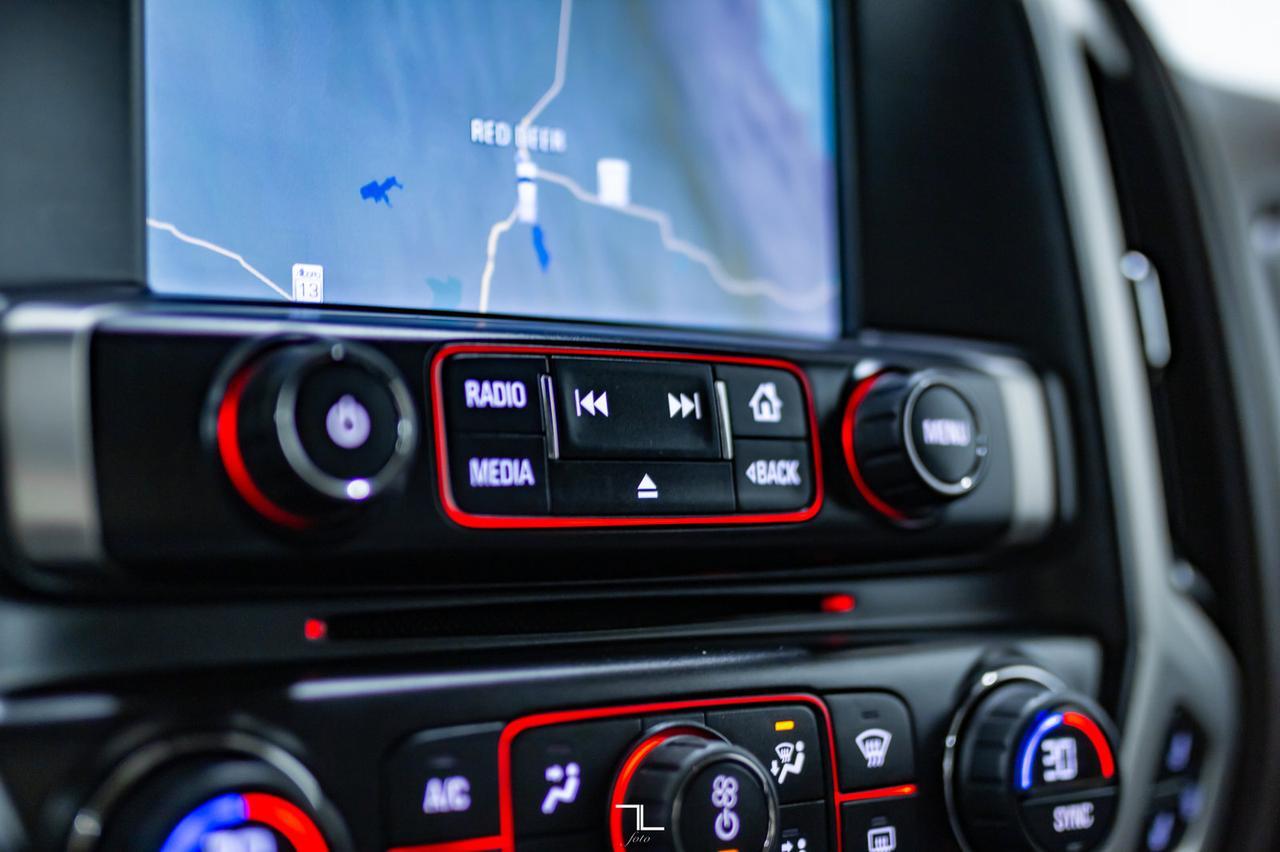 2015 GMC Sierra 1500 4x4 Crew Cab SLT Leather Nav BCam Red Deer AB