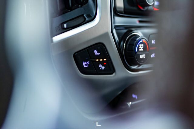 2015 GMC Sierra 1500 4x4 Crew Cab SLT Leather Nav BCam Red Deer AB