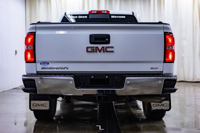 2015 GMC Sierra 1500 4x4 Crew Cab SLT Leather Nav BCam Red Deer AB