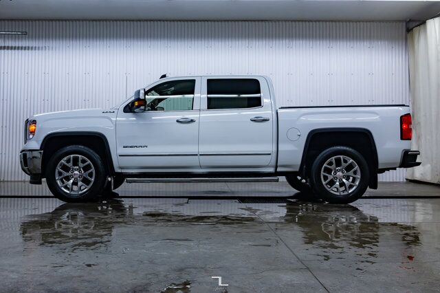 2015 GMC Sierra 1500 4x4 Crew Cab SLT Leather Nav BCam Red Deer AB