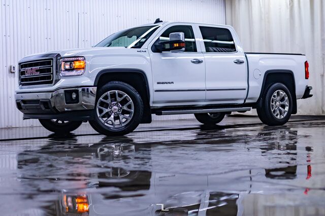 2015 GMC Sierra 1500 4x4 Crew Cab SLT Leather Nav BCam Red Deer AB