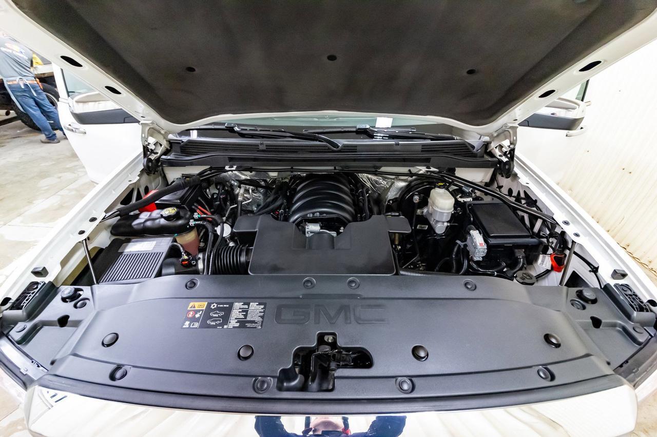 2015 GMC Sierra 1500 4x4 Crew Cab SLT Z71 Leather BCam Red Deer AB