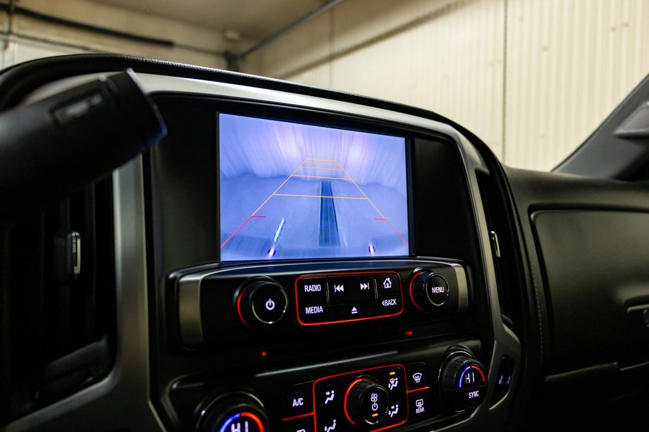 2015 GMC Sierra 1500 4x4 Crew Cab SLT Z71 Leather BCam Red Deer AB