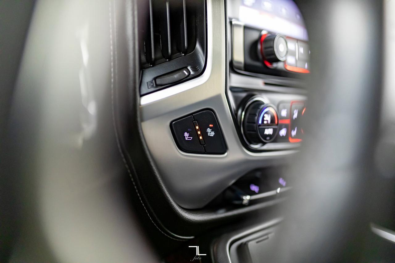 2015 GMC Sierra 1500 4x4 Crew Cab SLT Z71 Leather BCam Red Deer AB