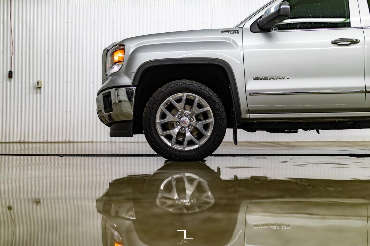 2015 GMC Sierra 1500 4x4 Crew Cab SLT Z71 Leather BCam Red Deer AB