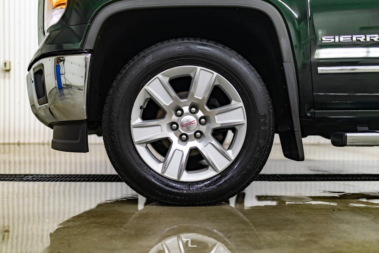 2015 GMC Sierra 1500 4x4 Crew Cab SLT Z71 Longbox Leather Nav BCam Red Deer AB