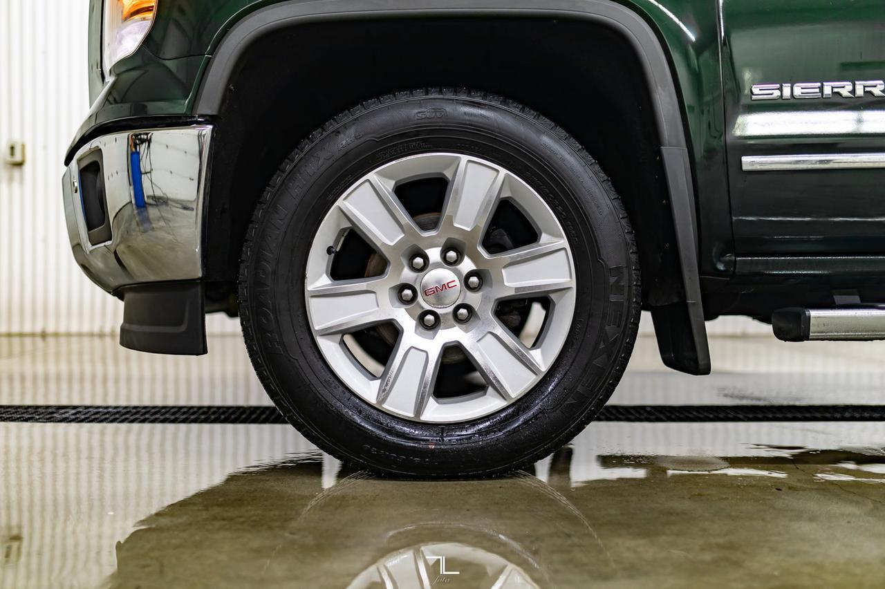 2015 GMC Sierra 1500 4x4 Crew Cab SLT Z71 Longbox Leather Nav BCam Red Deer AB