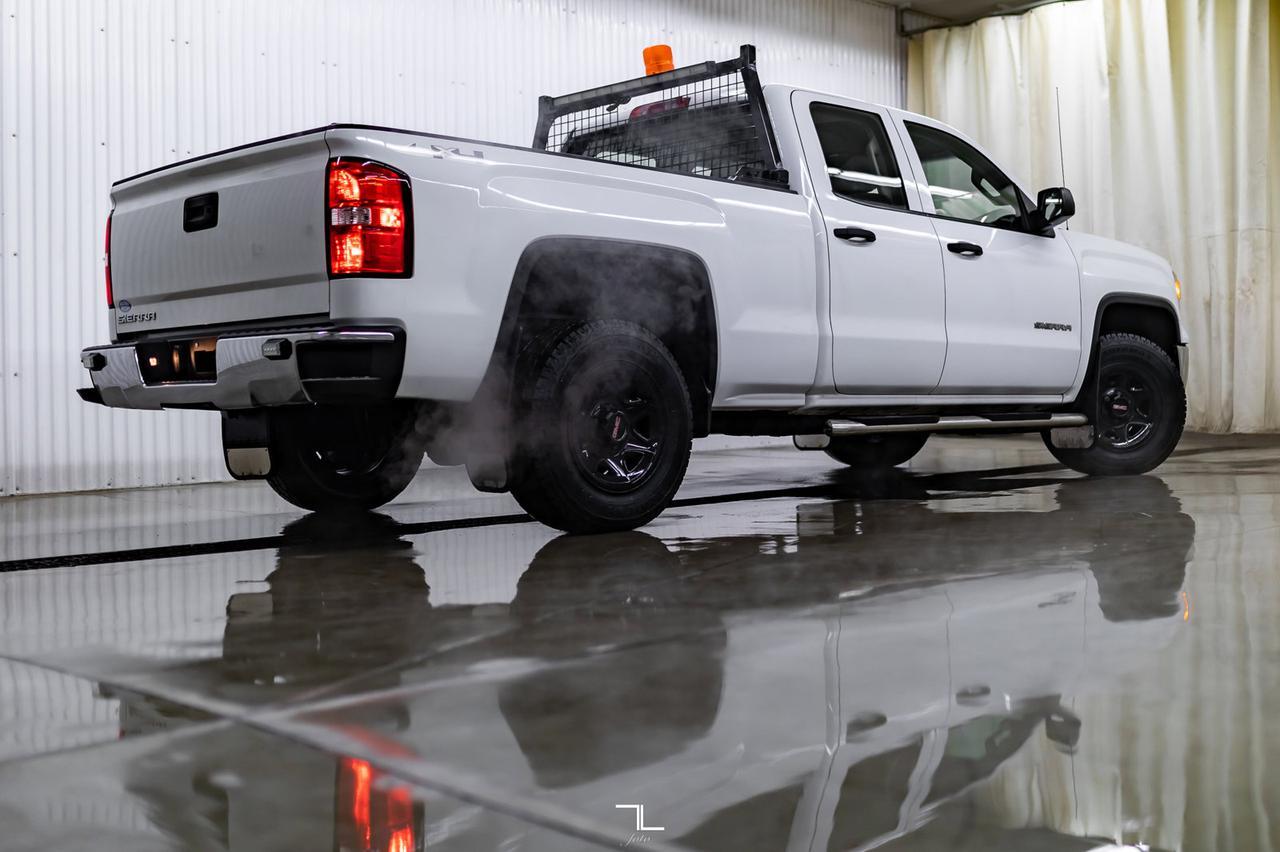 2015 GMC Sierra 1500 4x4 Double Cab SLE Red Deer AB