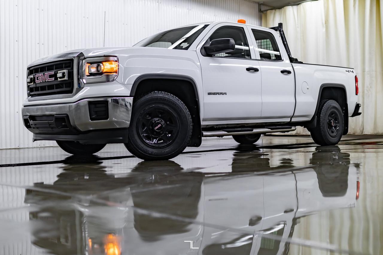 2015 GMC Sierra 1500 4x4 Double Cab SLE Red Deer AB