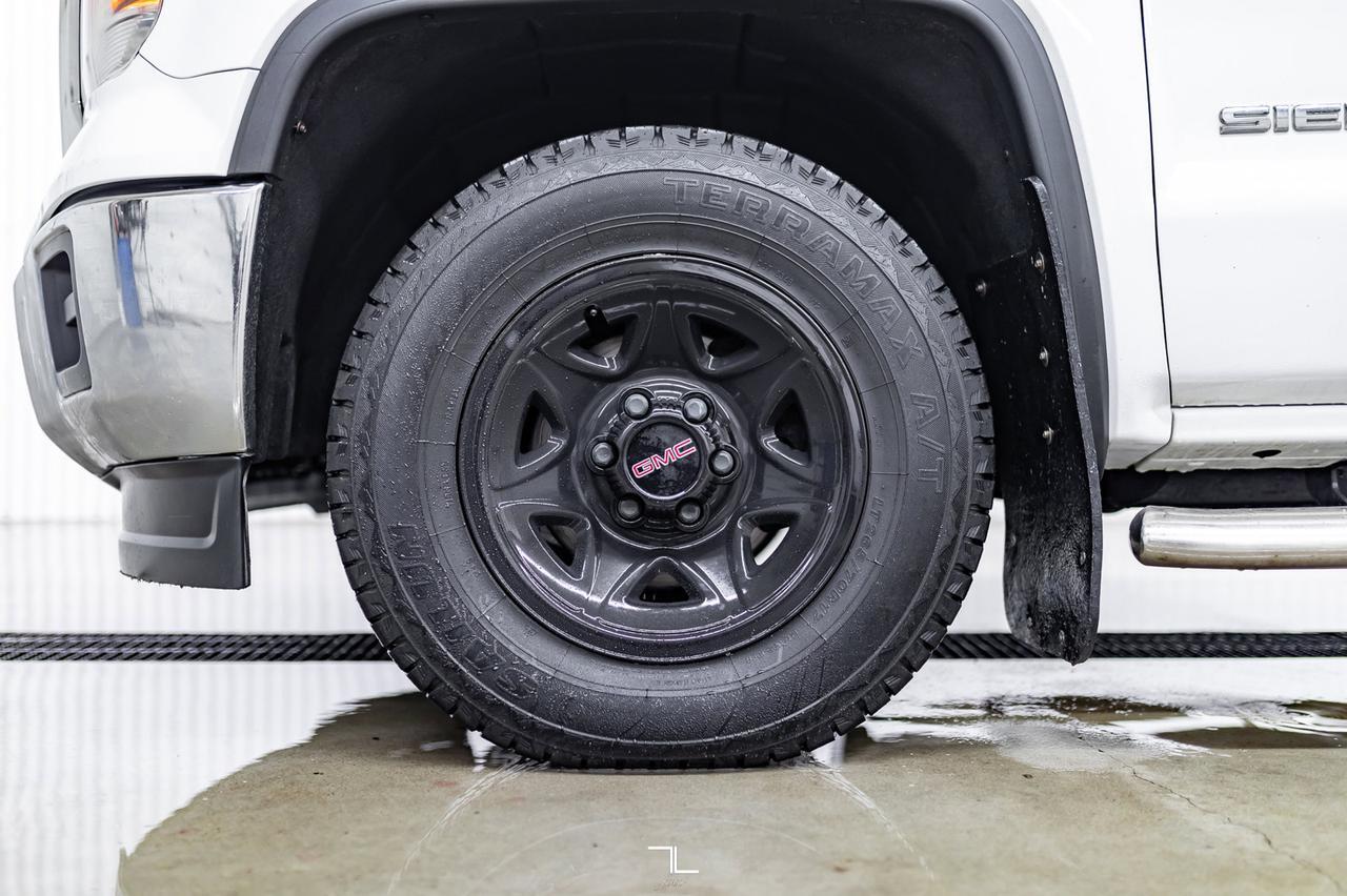 2015 GMC Sierra 1500 4x4 Double Cab SLE Red Deer AB