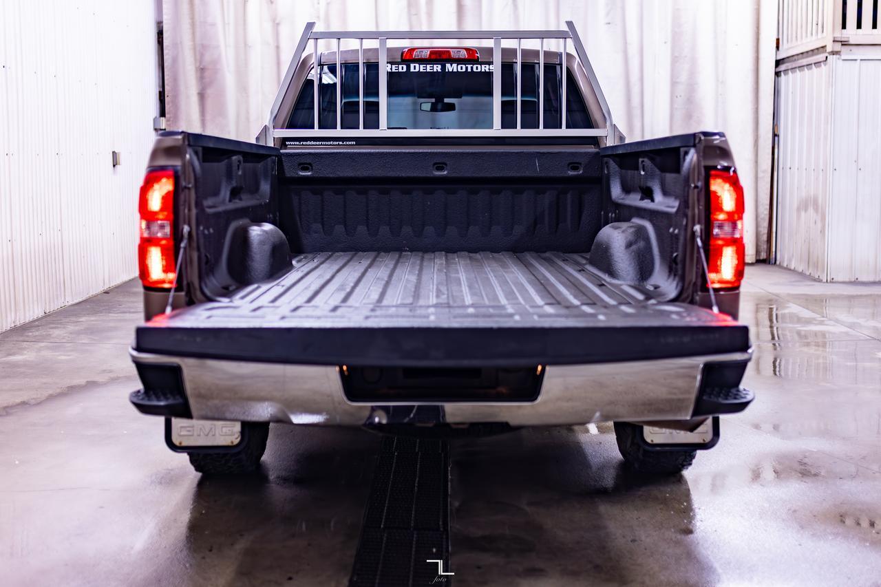 2015 GMC Sierra 1500 4x4 Double Cab SLE Red Deer AB