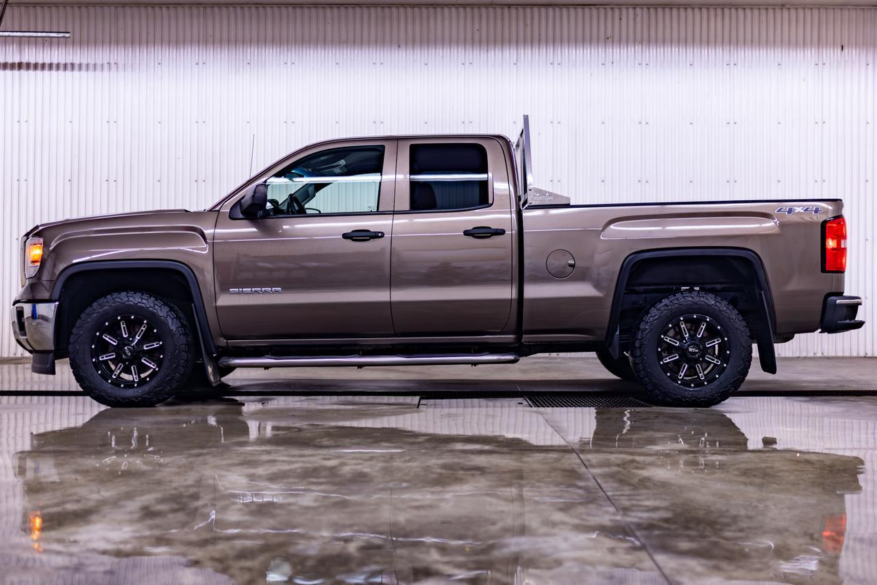 2015 GMC Sierra 1500 4x4 Double Cab SLE Red Deer AB