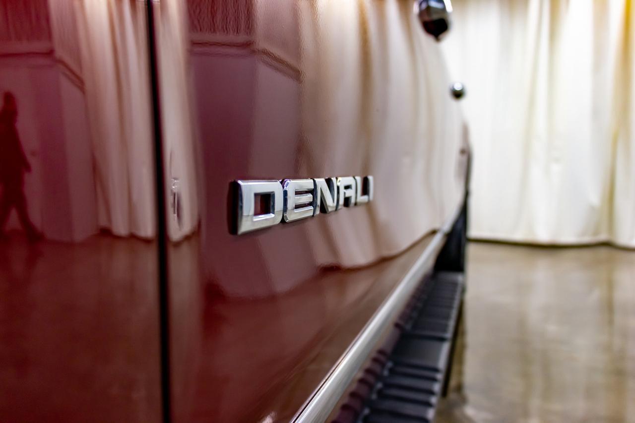 2015 GMC Sierra 1500 AWD Denali Leather Roof Nav BCam Red Deer AB
