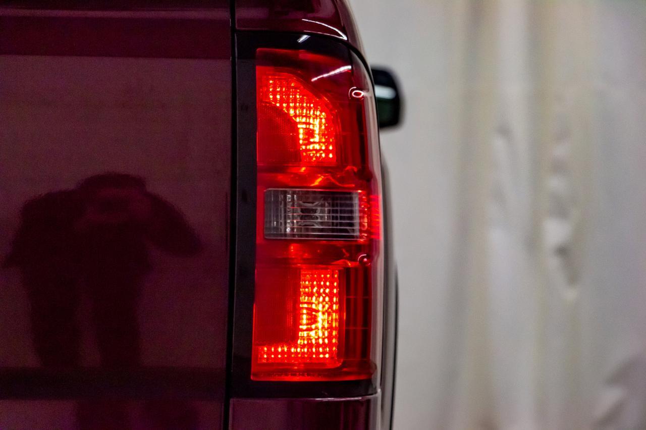 2015 GMC Sierra 1500 AWD Denali Leather Roof Nav BCam Red Deer AB