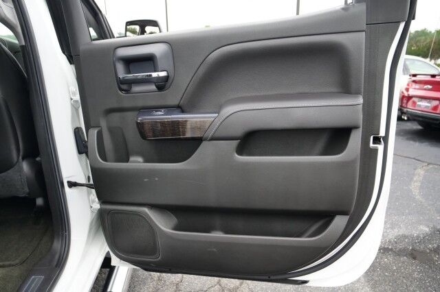 2015 GMC Sierra 1500 Denali 4X4 / Heated & Cooled Seats / 6.2L V8! High Point NC