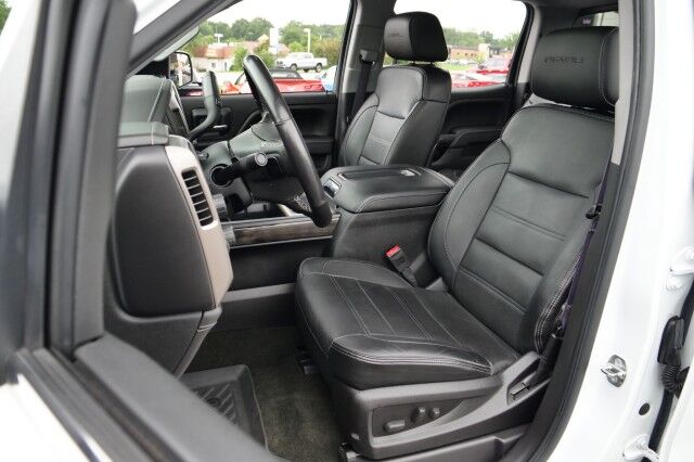 2015 GMC Sierra 1500 Denali 4X4 / Heated & Cooled Seats / 6.2L V8! High Point NC