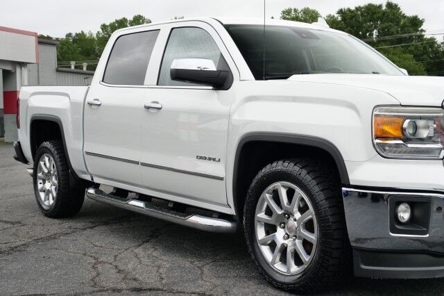 2015 GMC Sierra 1500 Denali 4X4 / Heated & Cooled Seats / 6.2L V8! High Point NC