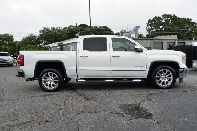 2015 GMC Sierra 1500 Denali 4X4 / Heated & Cooled Seats / 6.2L V8! High Point NC