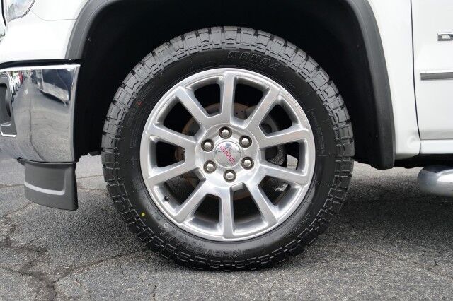 2015 GMC Sierra 1500 Denali 4X4 / Heated & Cooled Seats / 6.2L V8! High Point NC