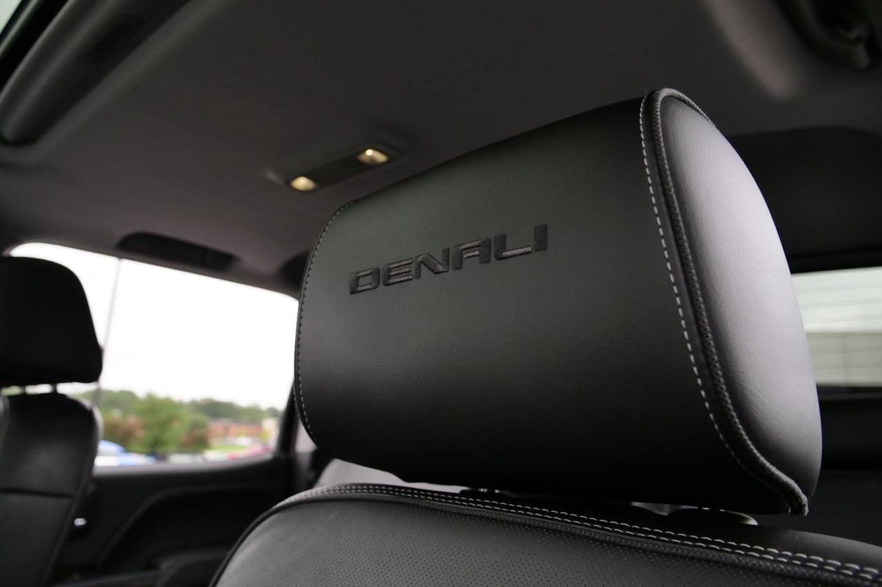2015 GMC Sierra 1500 Denali 4X4 / Heated & Cooled Seats / 6.2L V8! Lincolnton NC