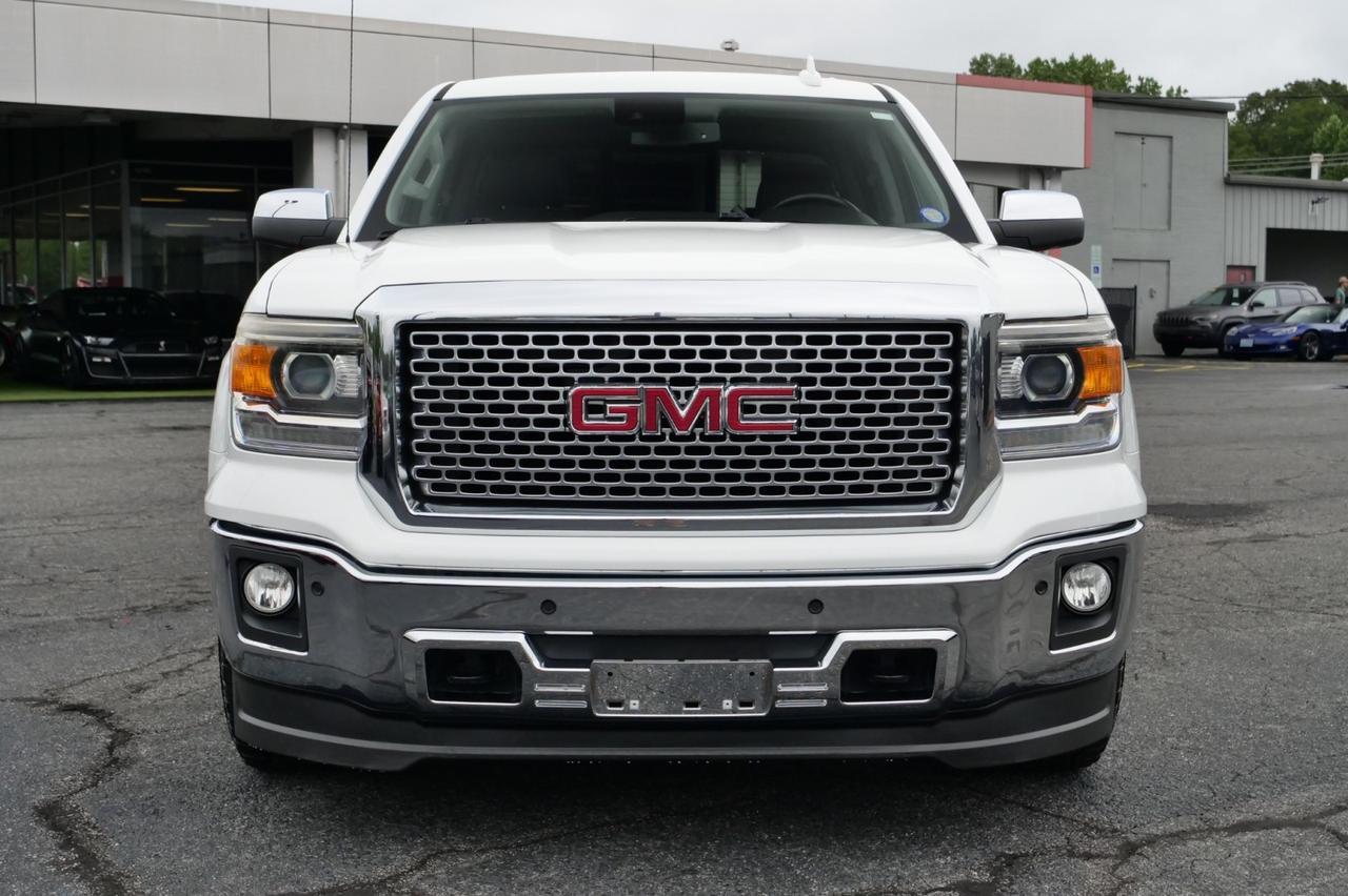 2015 GMC Sierra 1500 Denali 4X4 / Heated & Cooled Seats / 6.2L V8! Lincolnton NC