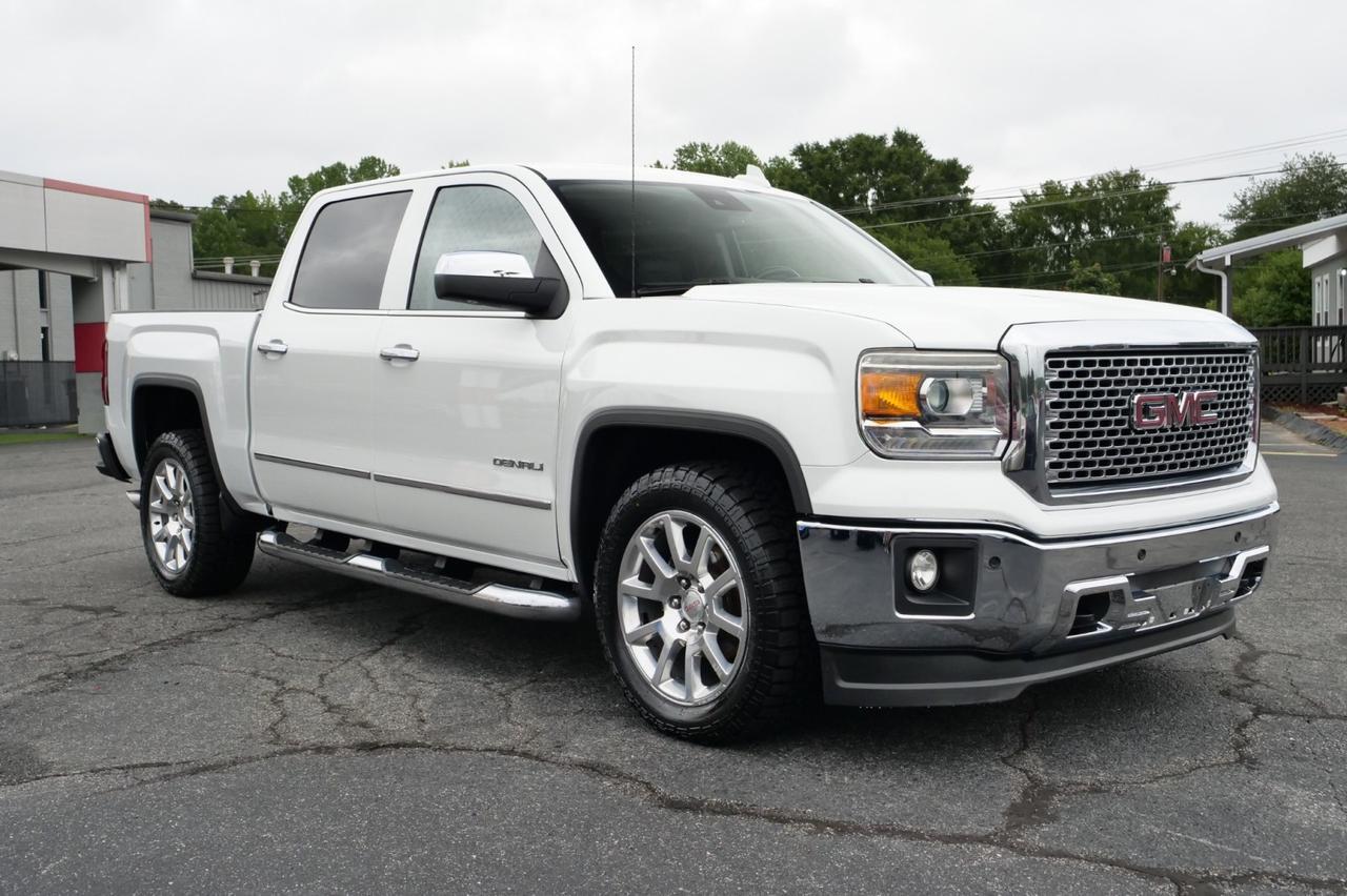 2015 GMC Sierra 1500 Denali 4X4 / Heated & Cooled Seats / 6.2L V8! Lincolnton NC