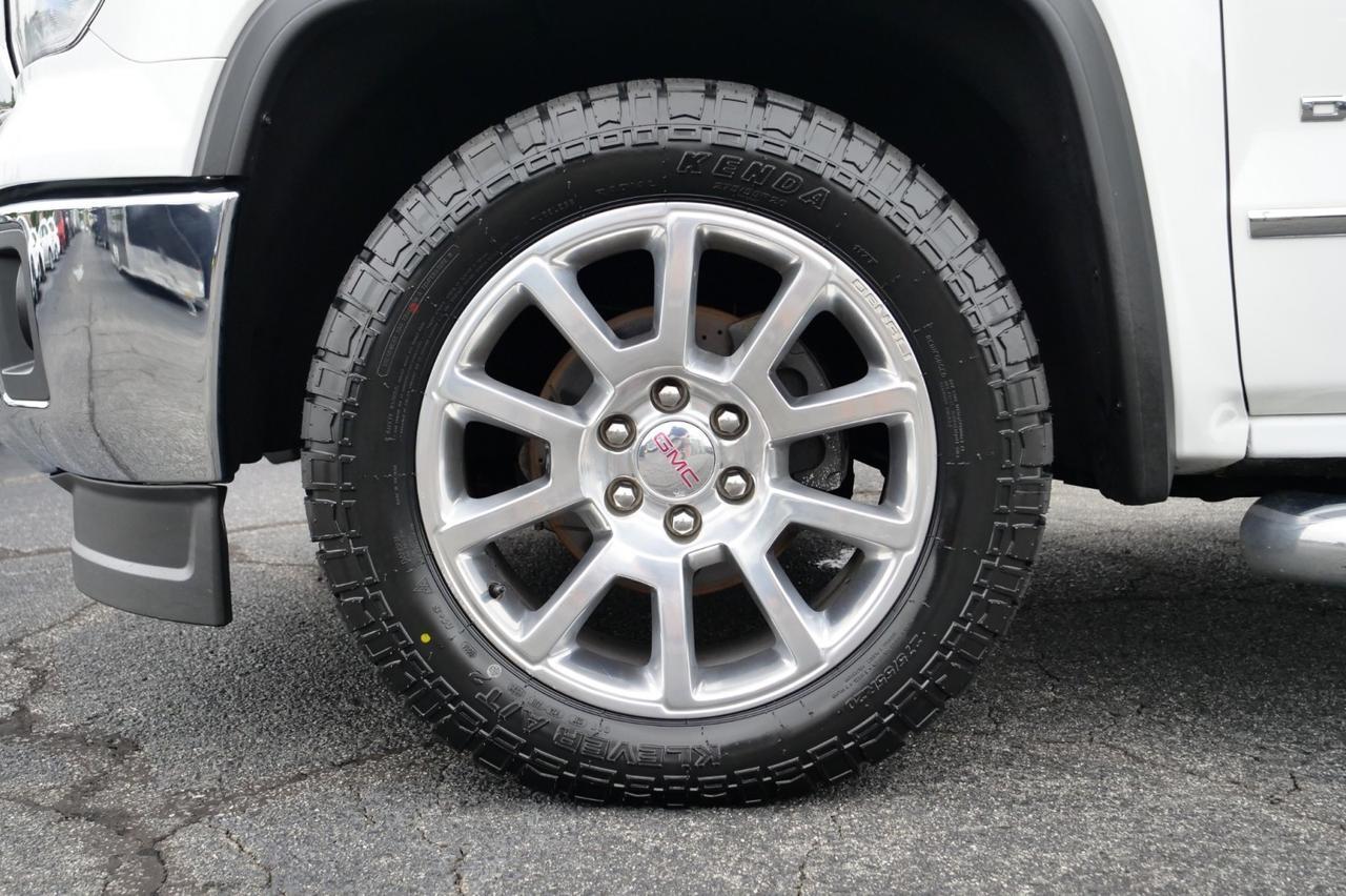 2015 GMC Sierra 1500 Denali 4X4 / Heated & Cooled Seats / 6.2L V8! Lincolnton NC