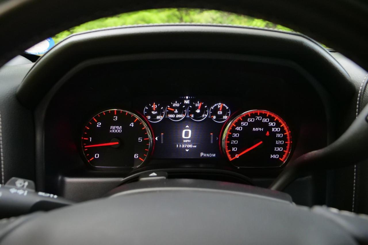 2015 GMC Sierra 1500 Denali 4X4 / Tire Upgrade / Sunroof / 5.3L V8! Lincolnton NC