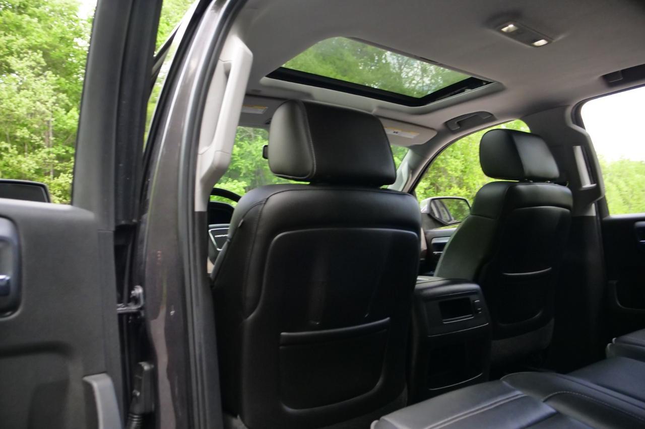 2015 GMC Sierra 1500 Denali 4X4 / Tire Upgrade / Sunroof / 5.3L V8! Lincolnton NC