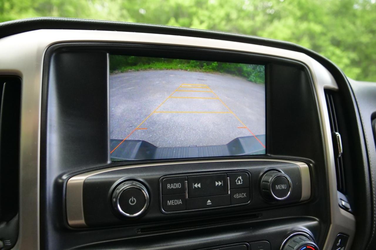 2015 GMC Sierra 1500 Denali 4X4 / Tire Upgrade / Sunroof / 5.3L V8! Lincolnton NC