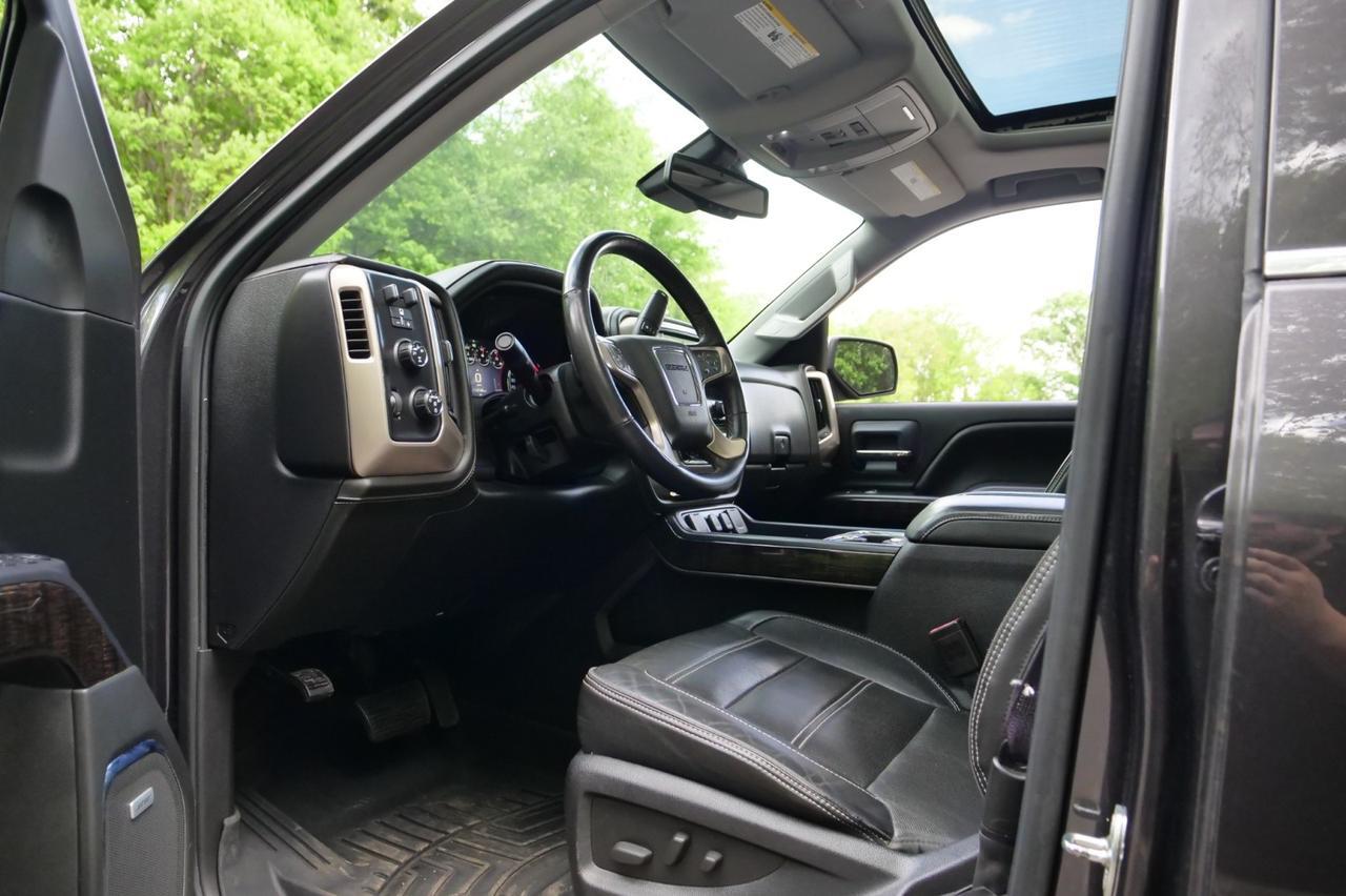 2015 GMC Sierra 1500 Denali 4X4 / Tire Upgrade / Sunroof / 5.3L V8! Lincolnton NC