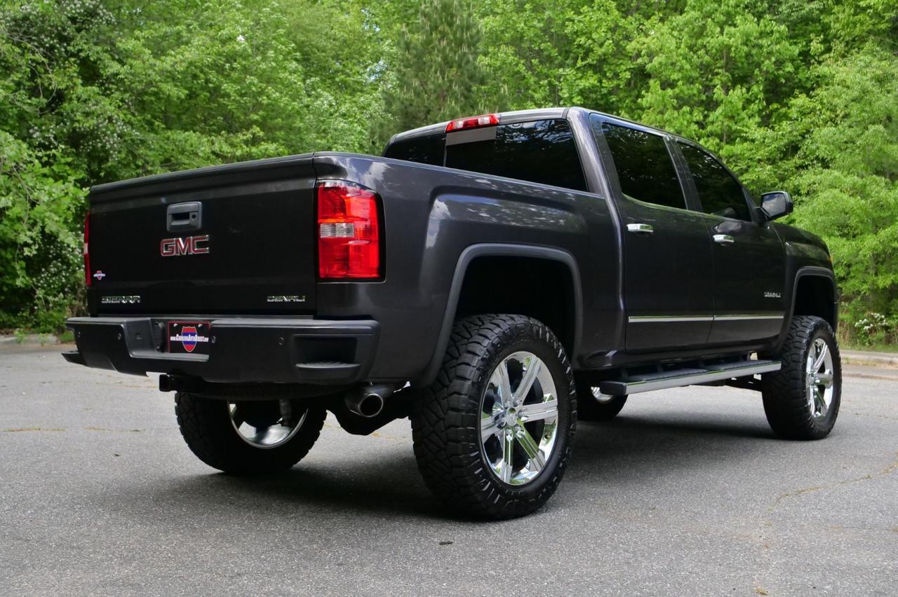 2015 GMC Sierra 1500 Denali 4X4 / Tire Upgrade / Sunroof / 5.3L V8! Lincolnton NC