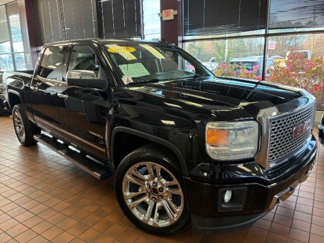 2015 GMC Sierra 1500 Denali Short Bed 5SA